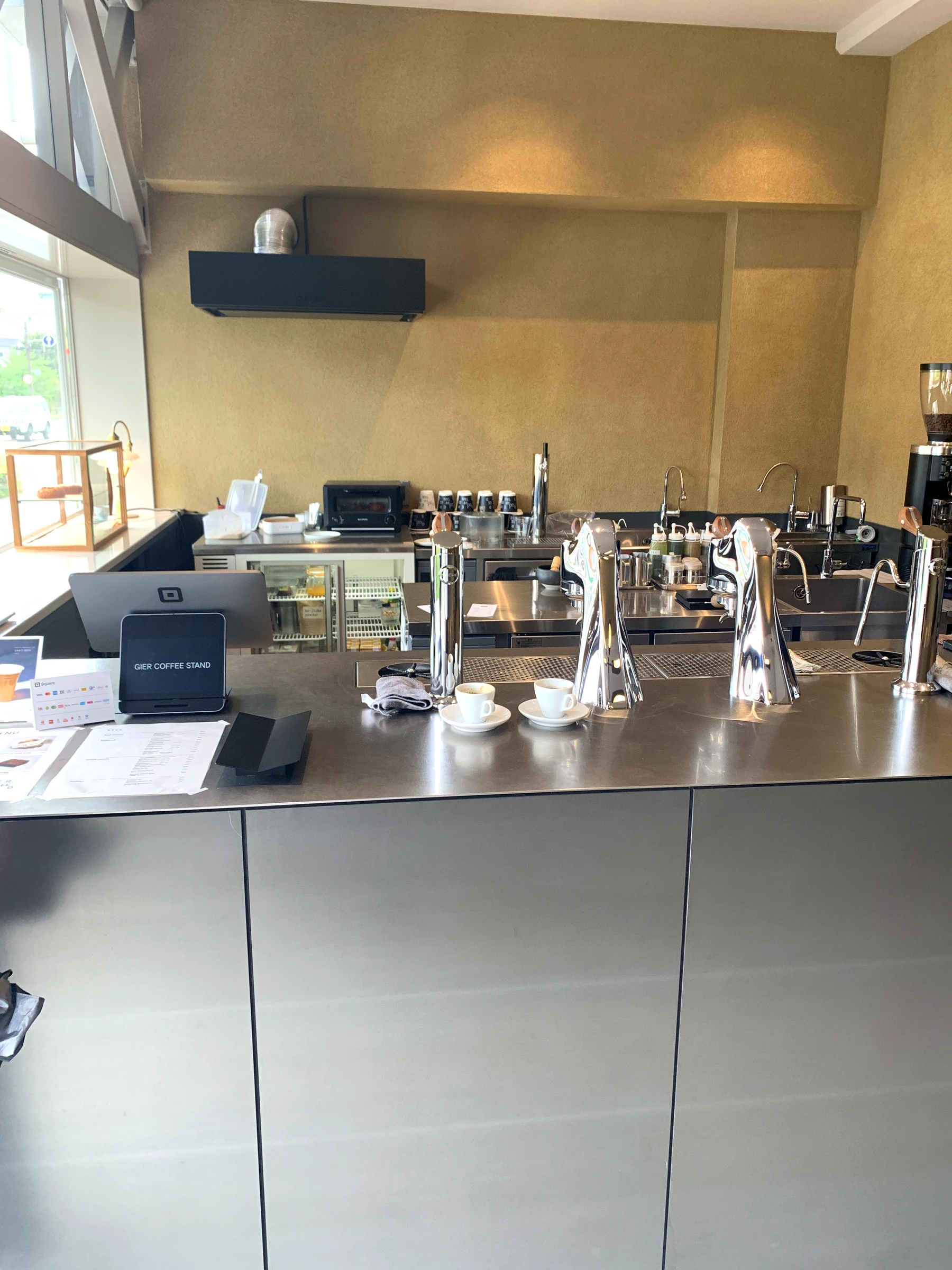 GIER COFFEE STAND（ギア コーヒー スタンド） 4